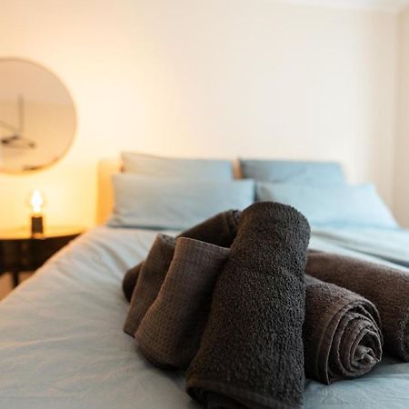 -Zentrale Wohnung-Balkon-Desingerkueche- Bielefeld Dış mekan fotoğraf