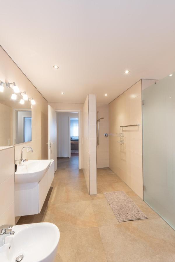 -Zentrale Wohnung-Balkon-Desingerkueche- Bielefeld Dış mekan fotoğraf